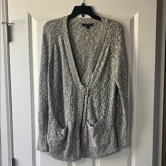 Gray V-Neck zippered Cardigan Sweater - Picture 1 of 5